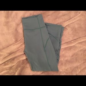 Lululemon In moment “crops”